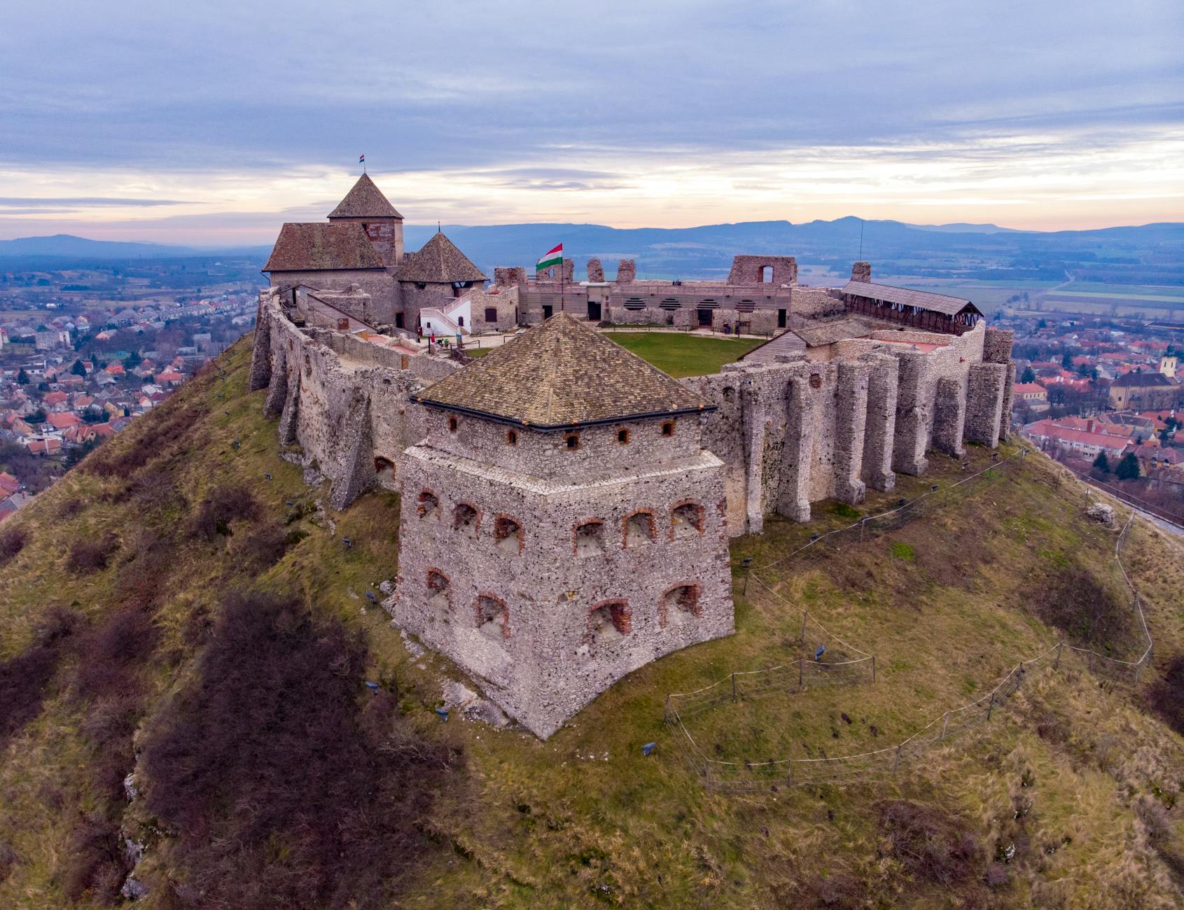 Panoráma Bratislavského hradu a historického centra mesta